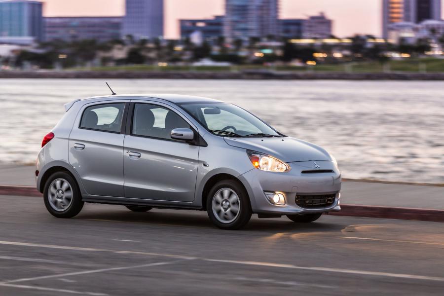  Mitsubishi Mirage ES 2015 года  (фото 4 из 13)